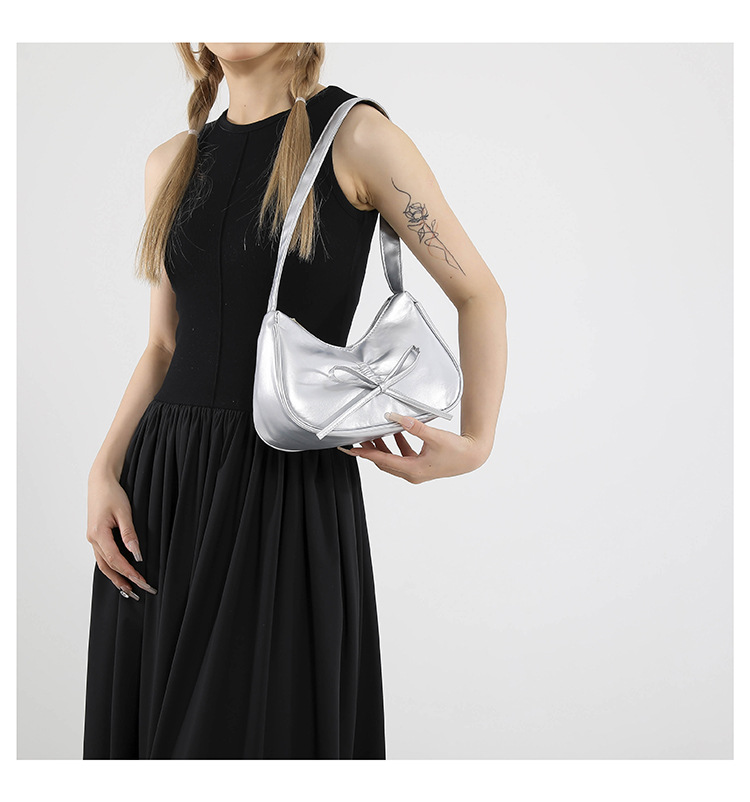 This is a trendy and fashionable single-shoulder crossbody bag with a simple bow design for women's 2024 autumn and winter collection undefined