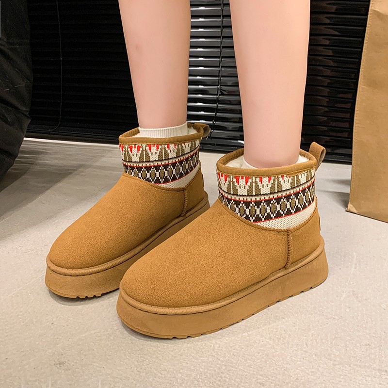 Winter non-slip keep warm ethnic boots for leisure