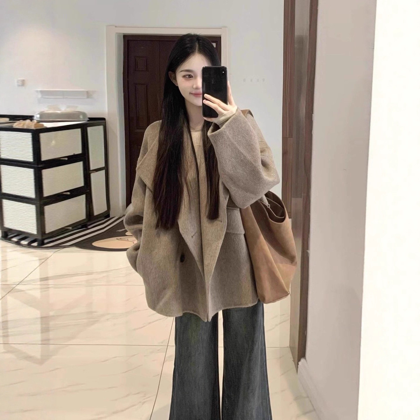New Korean-Style Chic Autumn and Winter Hepburn-Style Coat for Women, Woolen Suit Collar Mid-Length Petite Woolen Jacket for Women
