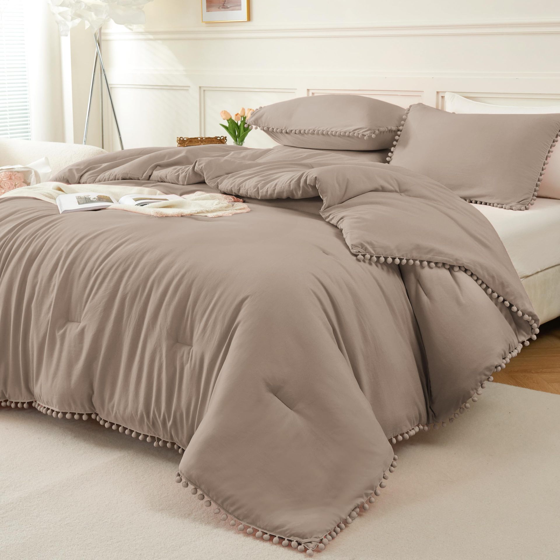 SKU-10-21 - Taupe Queen.jpg