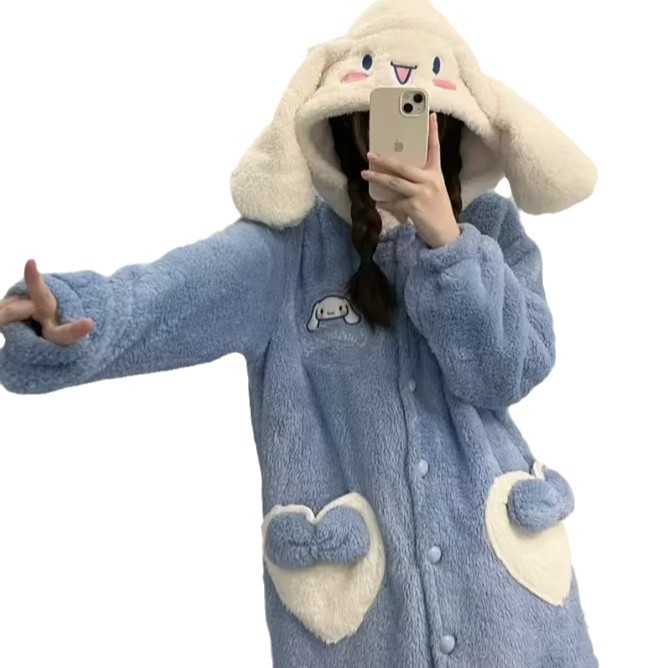 귀여운 유구이 개 산호 양털 파자마 여성 2024 새로운 가을과 겨울 큰 귀 개 잠옷 두꺼운 긴 목욕 가운