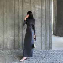 现货女人味高领修身小披肩斗篷U型领低胸开叉袖针织连衣裙长套装