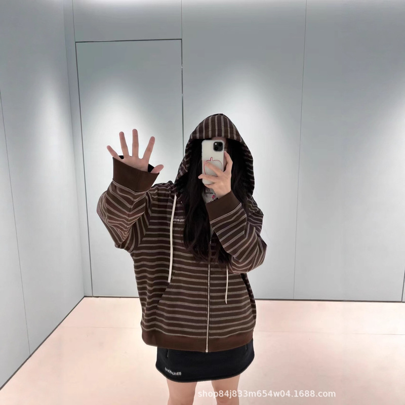 南油缪家 明星同款 M字母刺绣 美拉德咖色连帽拉链卫衣外套女|undefined