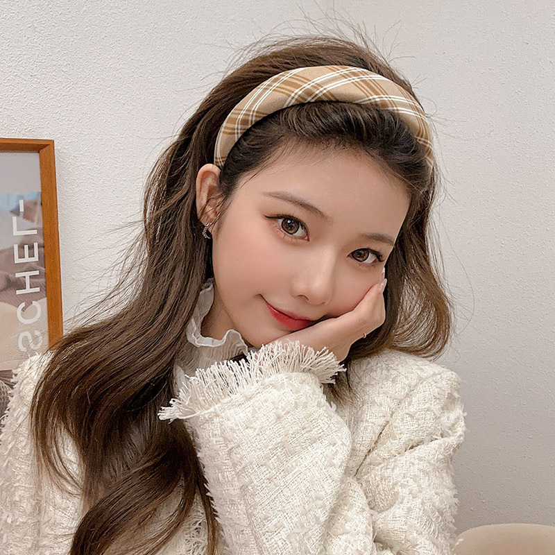 Brazo de cabello negro plegado para mujeres retro francés alto cráneo de borde ancho brazo de cabello de compresión para el cabello Bundle para el cabello fuera de la guarnición universal image 4