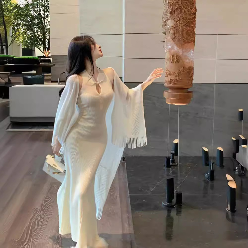 New Chinese-style Buckle Improved Cheongsam Dress Women's Spring Knitted Dress Gentle Style Sleeveless Slim-fit Fishtail Long Dress