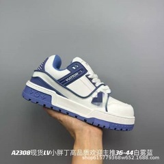 2025欧洲站真皮情侣新款小白鞋女厚底增高休闲板鞋潮胖丁面包鞋男
