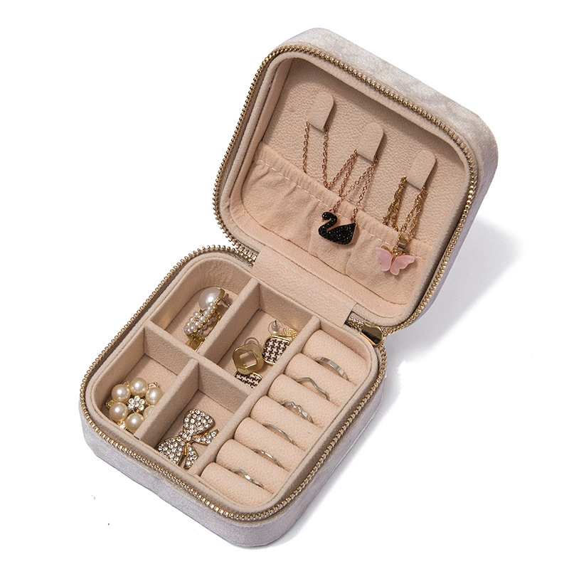 Jewelry storage box, handheld, removable ring insert, velvet‑style, zip closure