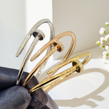 �羳�W���Ǽ�������CŮ���18K����p�ݸ߼��Еr����H�֭h���l