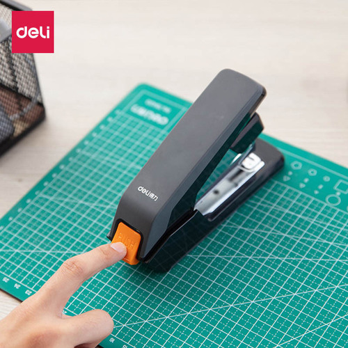 Deli 0370 labor-saving stapler with staple remover Unified standard 12# easy to bind 20 sheets labor-saving stapler