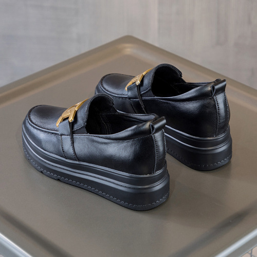 Versatile thick-soled small leather shoes spring 2024 new loafers with height increasing women's shoes small size 31 32 33 single shoes