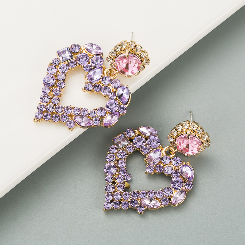 Fashion Heart-shape Full Diamond Earrings Wholesale display picture 5