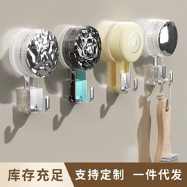 衣钩/挂钩;纸巾盒;垃圾桶