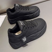 青春潮流软底舒适板鞋春款2025新款运动鞋学生厚底增高皮面休闲鞋