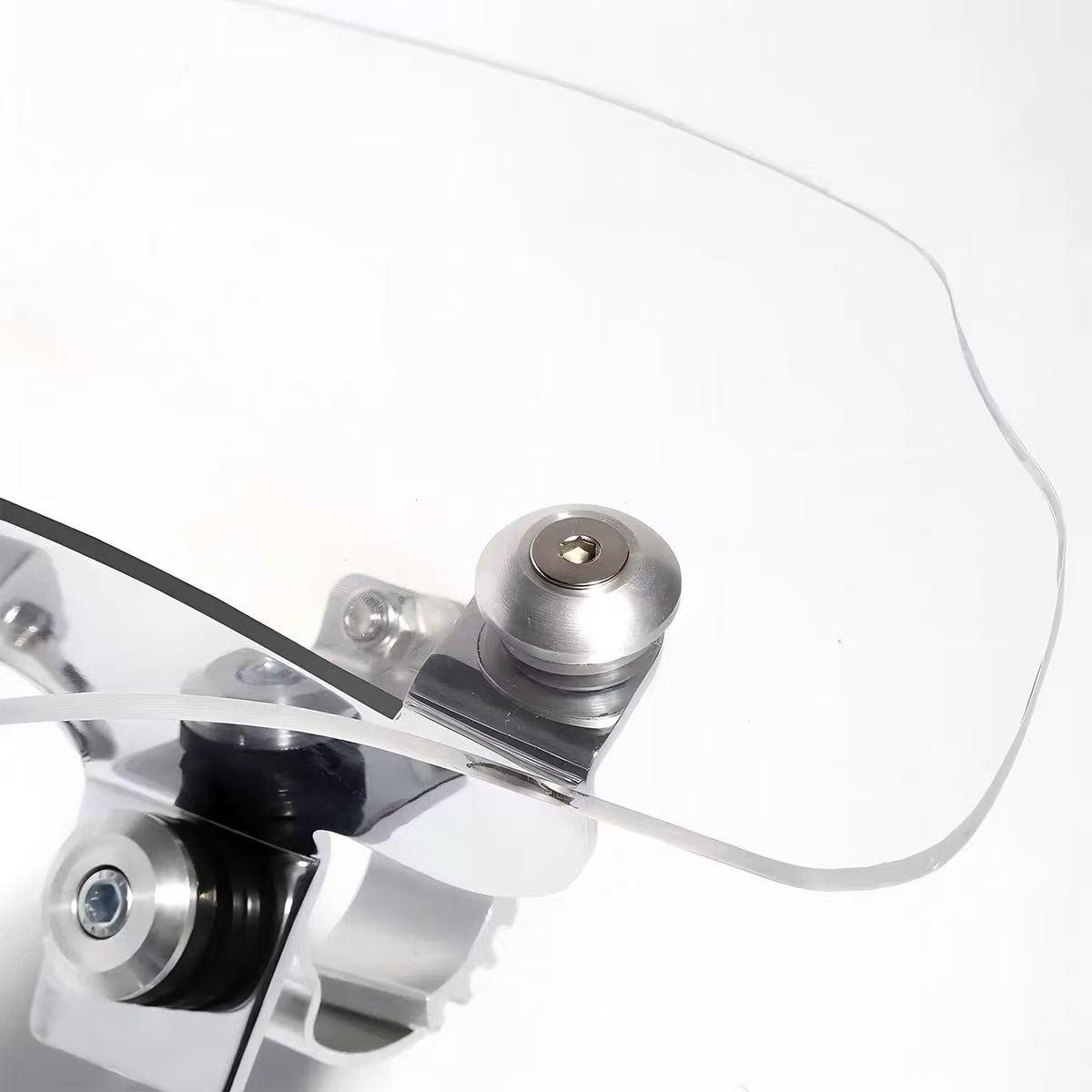 Suitable for Indian Scout Light Cavalry, front windshield, transparent windscreen, thickened 4.2MM windshield, 2016-2024 models