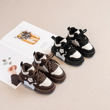 2025冬季新款软底星星女童高帮保暖鞋秋款板鞋软面老爹鞋百搭潮