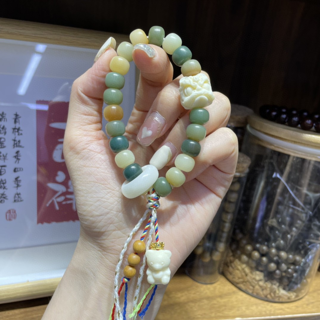 新品 设计敦煌菩提根手链搭配菩提跑环象牙果醒狮 小熊 檀香棉绳
