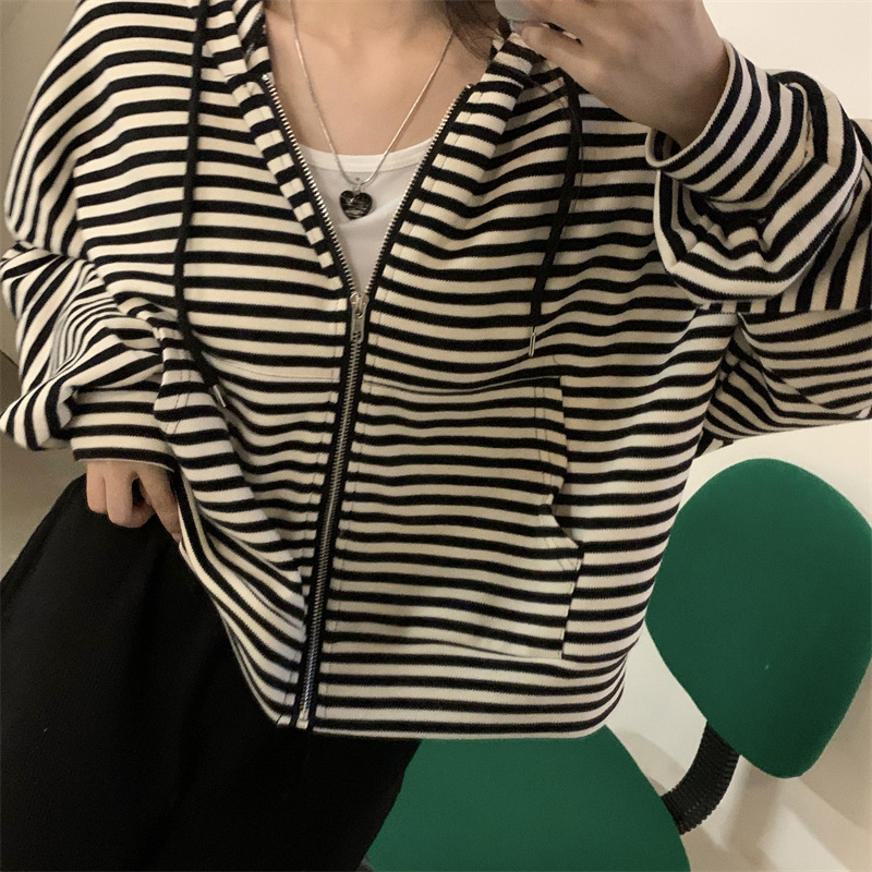 455g Weight Long Sleeve Sleeve Length Zipper Placket Type Polyester Fabric Type Short Top Length Hoodie Tops Type Casual, Daily Occasion Hooded Neckline Regular Fit Fit Type Stripe Pattern Spring, Autumn Season Women's Gender Casual, Streetwear Style Women's Casual Streetwear Stripe Zipper Hoodie 26