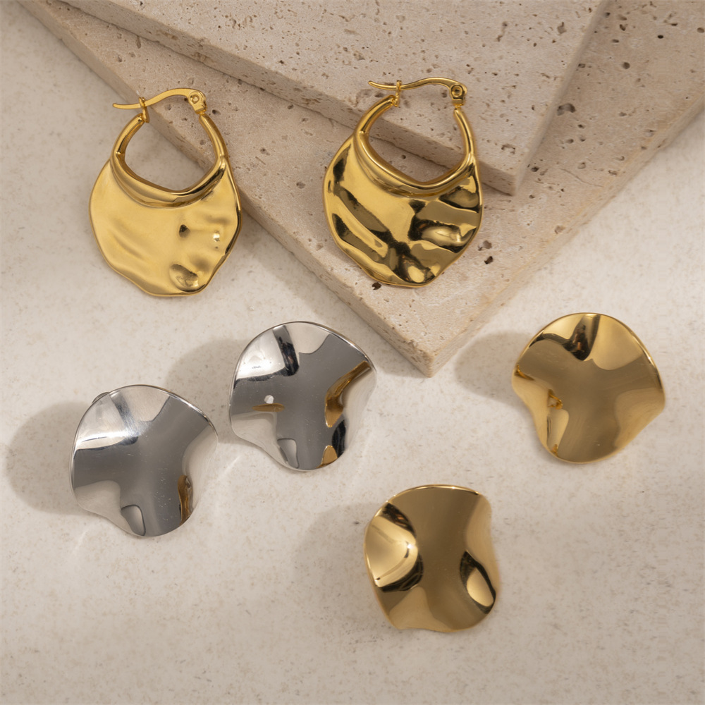 Taena Pendientes de acero inoxidable europeos y americanos, lujo ligero, de alta calidad, cara brillante, oro, plata, titanio, orejas de acero, orejas de crianza femenina, Earrings