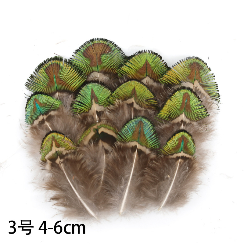 Fábrica al por mayor de bricolaje plumas pequeñas plumas naturales plumas de pollo salvaje plumas de pato jardín de infantes joyas hechas a mano gato divertido material de captura de sueños