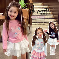 女の子春と秋の長袖の底のシャツの赤ちゃんのプリントのゆったりした上着の子供のかわいい猫の丸首のカジュアルなtシャツ