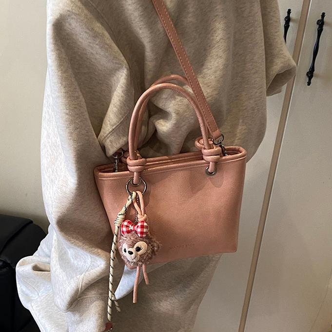 Bolso popular de este año para mujeres 2024 nueva moda versátil bolso de cubo de moda extranjera bolso de hombro portátil