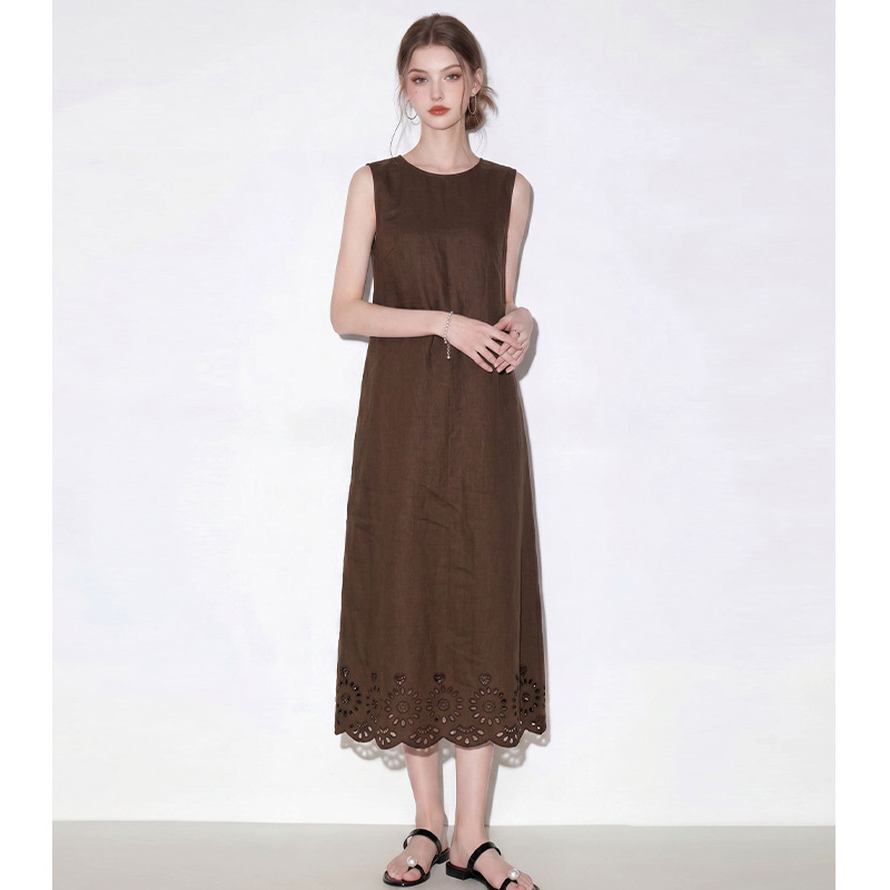【Xiaojia Order】Vintage Linen Sleeveless Dress with Hollow Embroidery, Loose and Lazy Style, Long Tank Dress