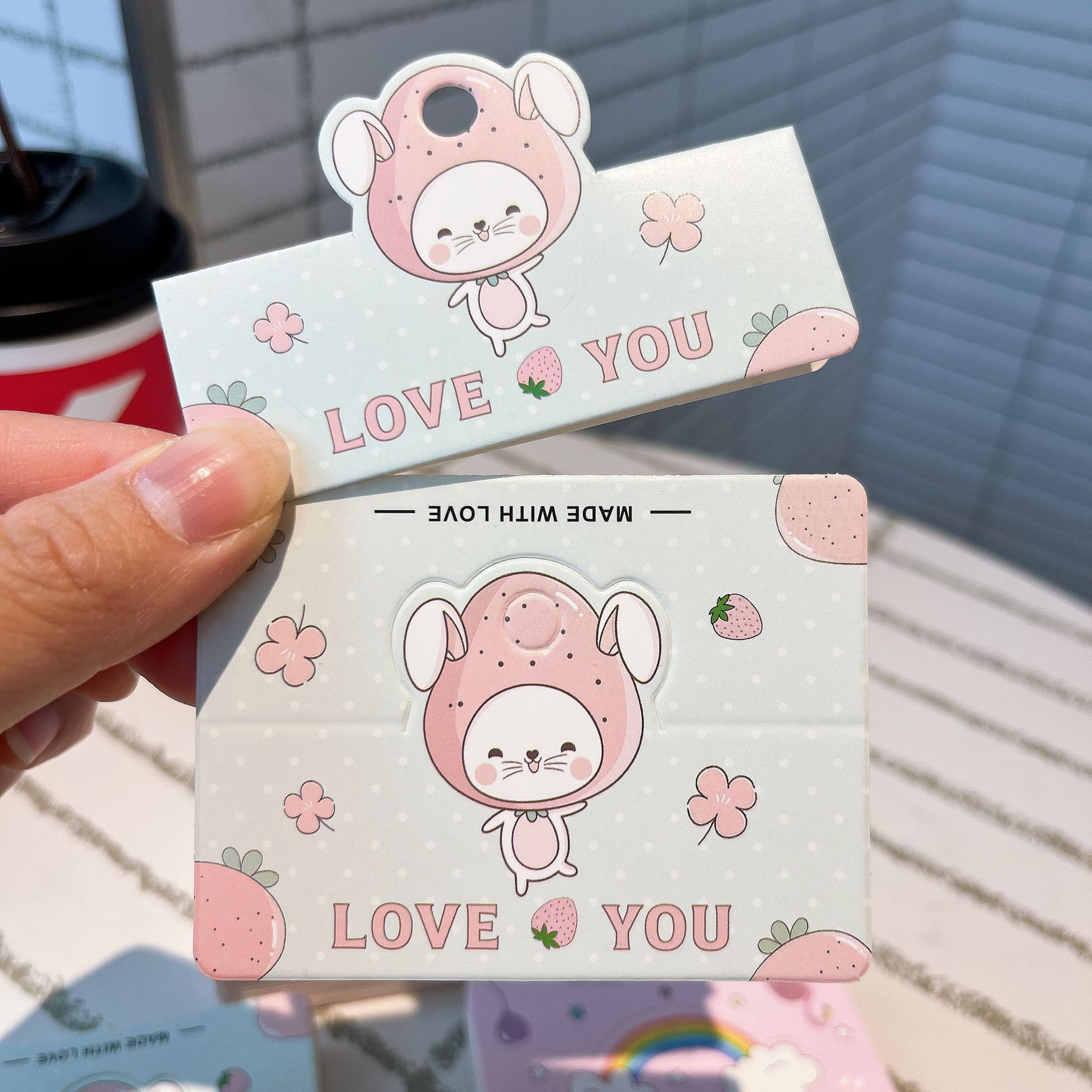 8x6cm strawberry mouse cardboard