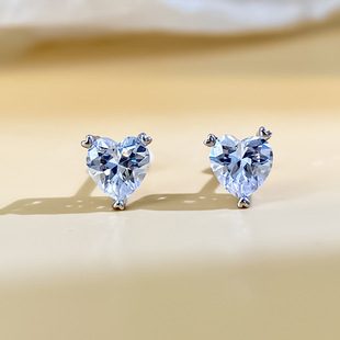 Moissanite Earrings S925 Sterling Silver Women's Plated Pt950 Platinum Elegant Earrings Special-Shaped Heart-Shaped Moissanite