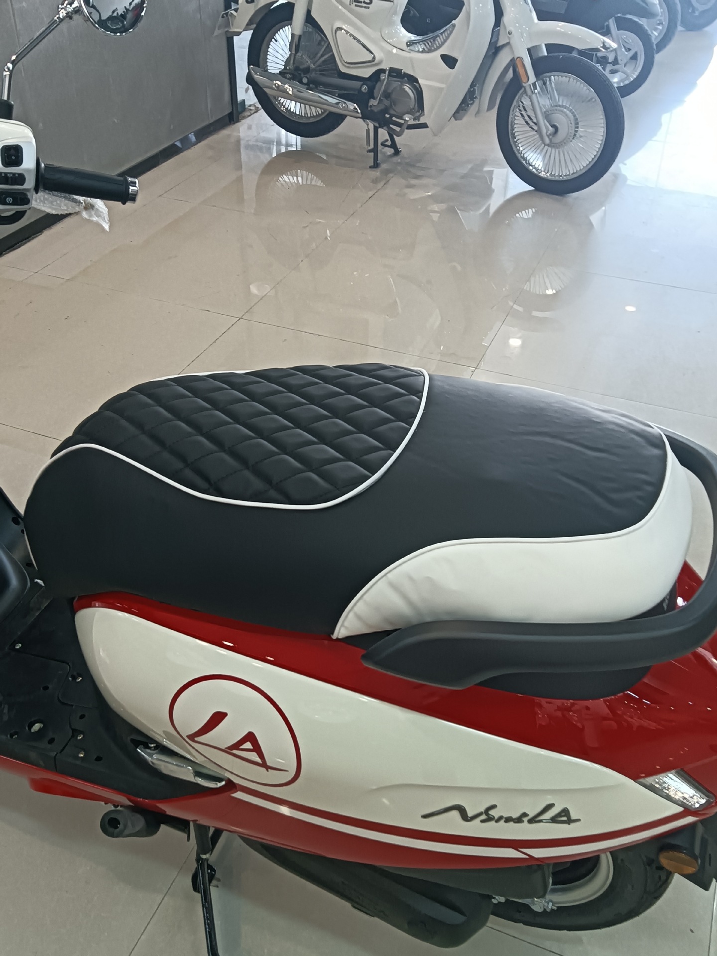 Honda ns125la seat cover special motorcycle cushion cover sunscreen waterproof tail box windshield foot pad modification accessories