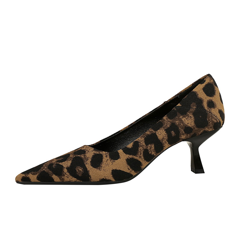 6092 European And American Style Banquet Leopard Print High Heels Stiletto Pointed Toe Shallow Mouth Retro Single Sexy_vogvips.com