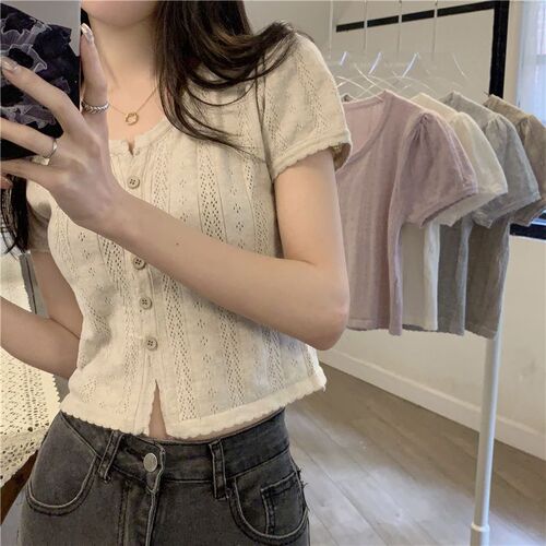 Sweet, age-reducing, hollowed-out, short, design, knitted shirt for women, 2025 summer new style, small fresh and unique shirt