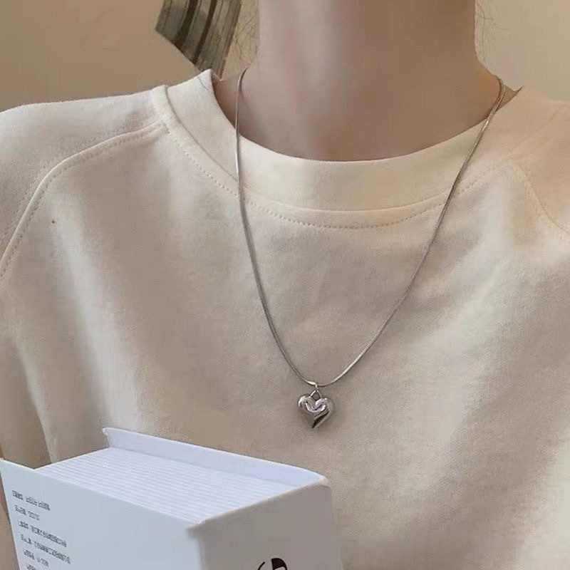 甜酷风小众设计爱心吊坠双层叠戴项链女潮ins轻奢个性简约毛衣链|undefined