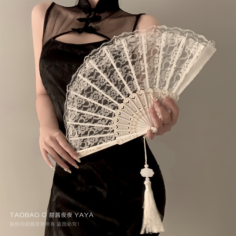 New Chinese Retro Black Lace Folding Fan Jk Lolita Hanfu Cheongsam Fan Tassel Antique Photography Props Female