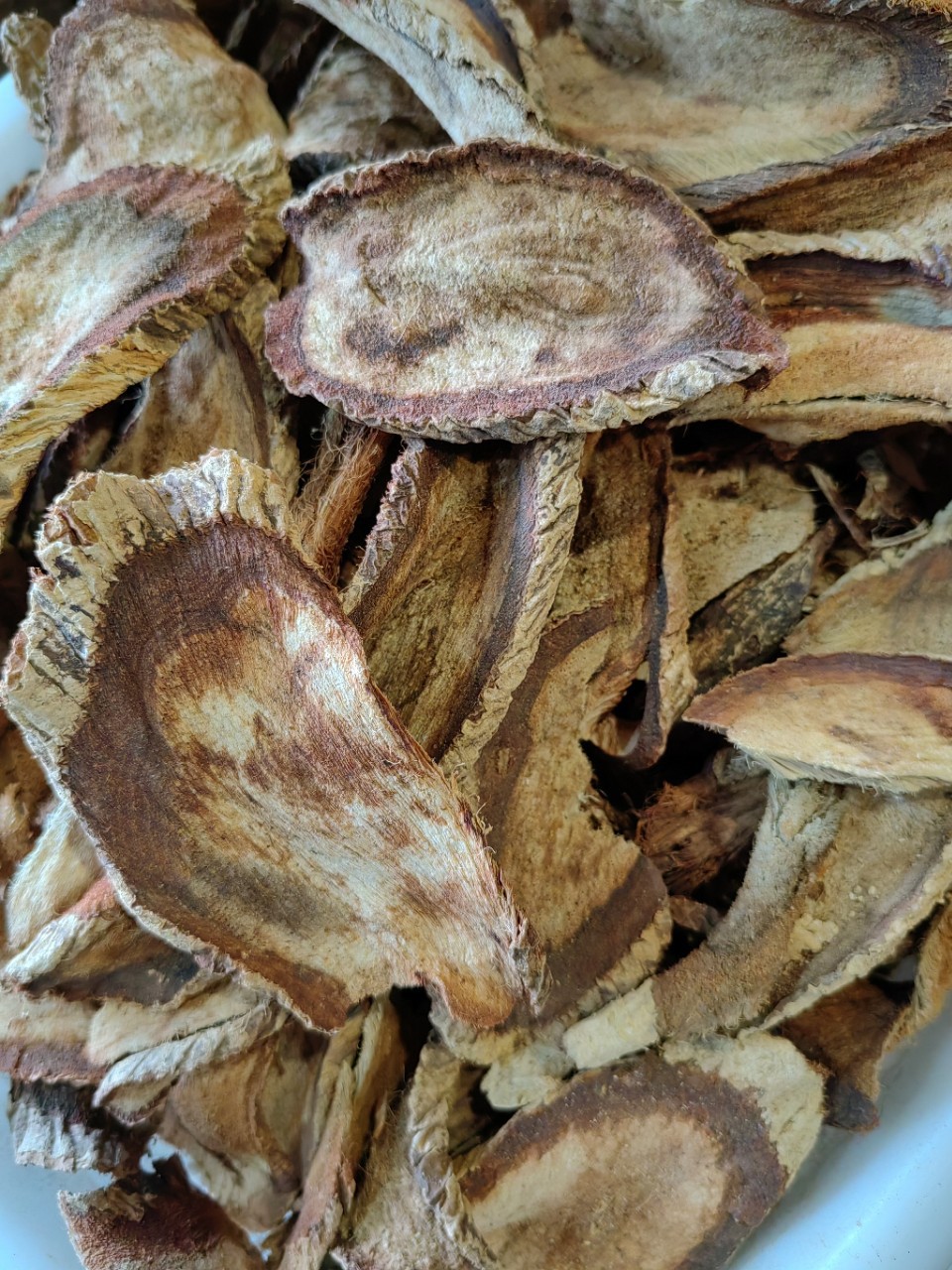 Red Kwao Krua Root (Pueraria mirifica) — Thai Botanical for Wine & Tea Infusions specifications