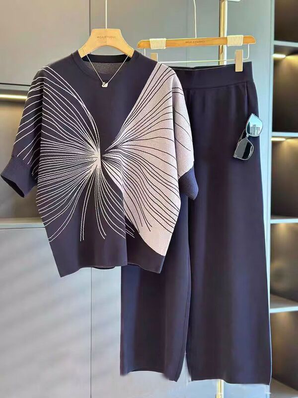 Fashion Casual Women's Mid-Sleeve Mom Outfit Spring Summer New Style Elegant Middle-Aged Wide-Leg Pants Knit Two-Piece Set Fashion Casual Women's Mid-Sleeve Mom Outfit Spring Summer New Style Elegant Middle-Aged Wide-Leg Pants Knit Two-Piece Set