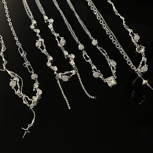 Sweet and Cool Spice Style - White Moonlight Entwined Cross Necklace for Women, Ins High-End Design Lockchain and Choker Accessory