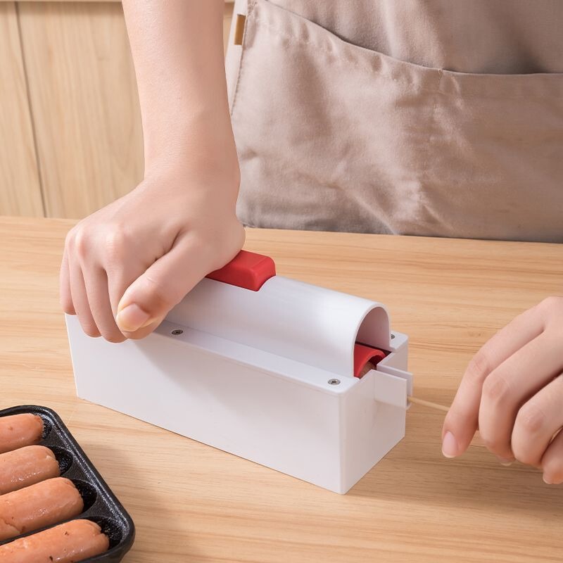 でんぷんの腸は串の神器のすねの腸を通して花器のソーセージを切って急速に開花します。|undefined