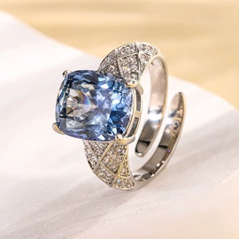 首饰套装;戒指;吊坠