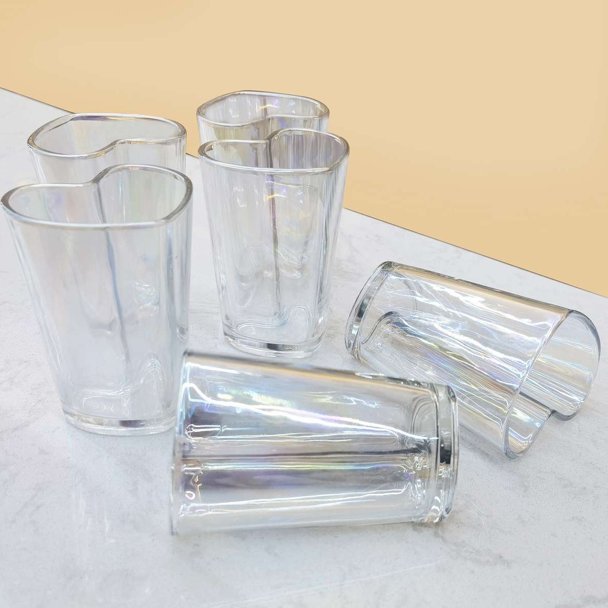 Jiutian Zhilai 시리즈 다채로운 유리 식기 6피스 크리 에이 티브 하트 모양의 주스 컵 세트 매장 축하 이벤트 선물