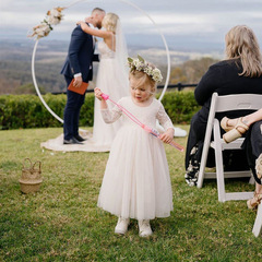 女童裝蕾絲長袖公主潔白連衣裙婚禮花童百褶裙舞會派對表演禮服