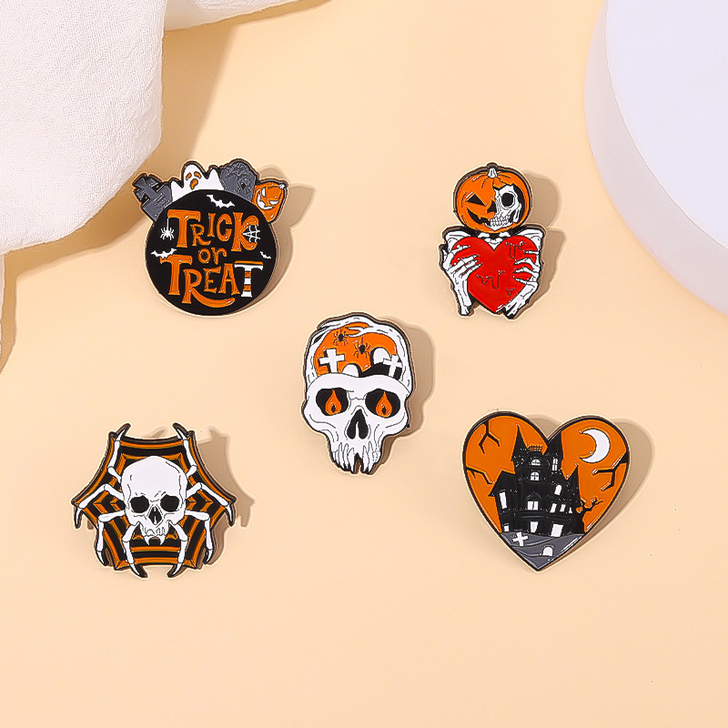 Decorative Props Event & Party Supplies Cartoon Style Pin Animal Alloy Stoving Varnish Unisex Brooches