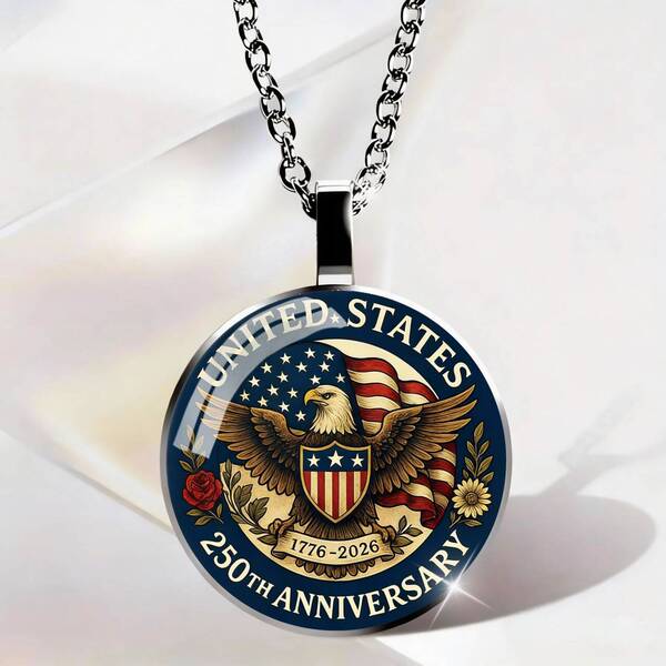 sophisticated retro design pendant