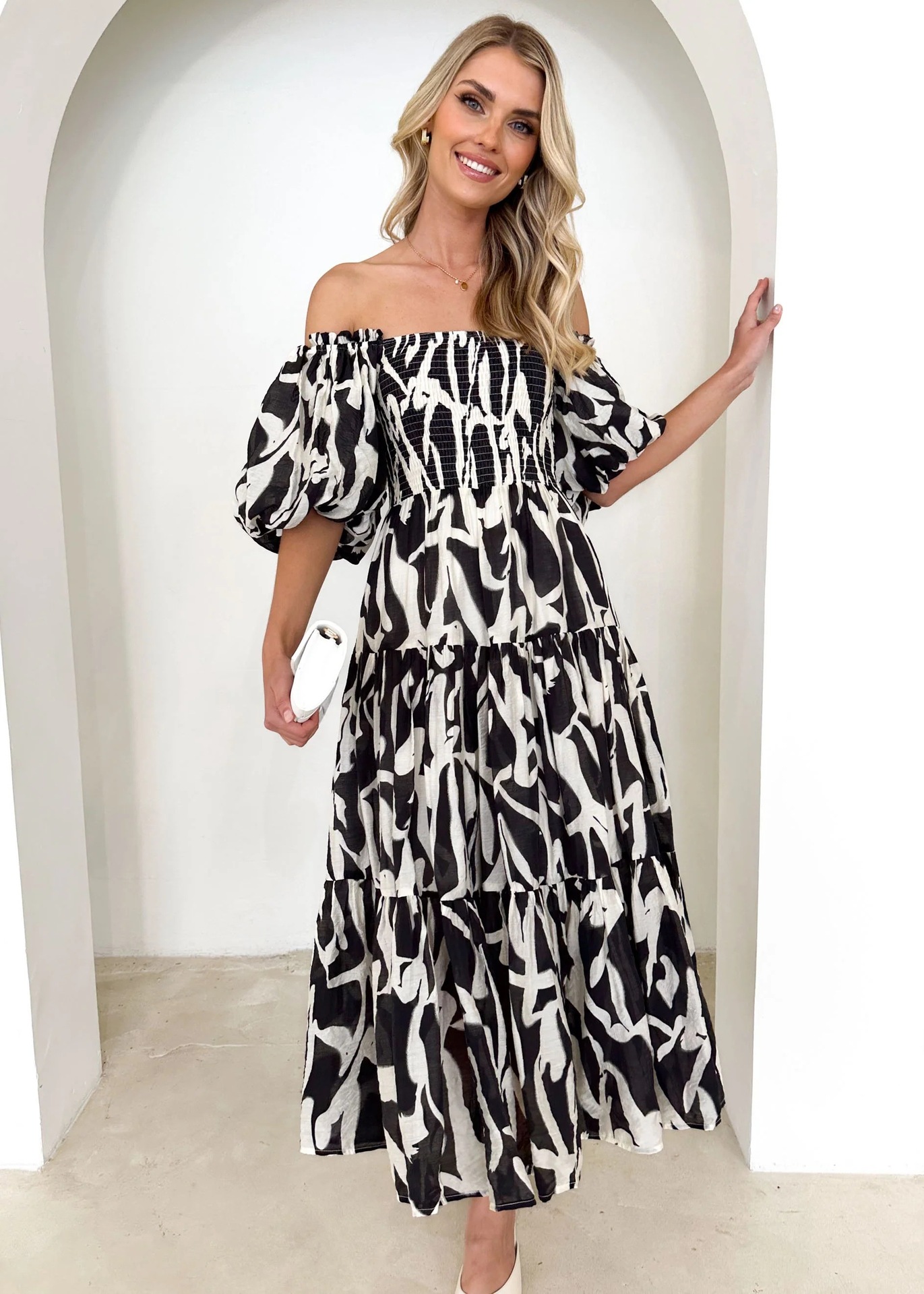 238g Weight Midi Dress Dress Length Type Sleeveless Sleeve Length Regular Dress Dresses Type Spandex, Polyester Fabric Type Mid Waist Waist Line Daily, Street Occasion Boat Neck Neckline Regular Fit Fit Type Flower Pattern Spring, Autumn Season Women's Gender Elegant, Vacation Style Wholesale Women's Elegant Vacation Flower Daily Street Boat Neck Sleeveless Regular Dress 20