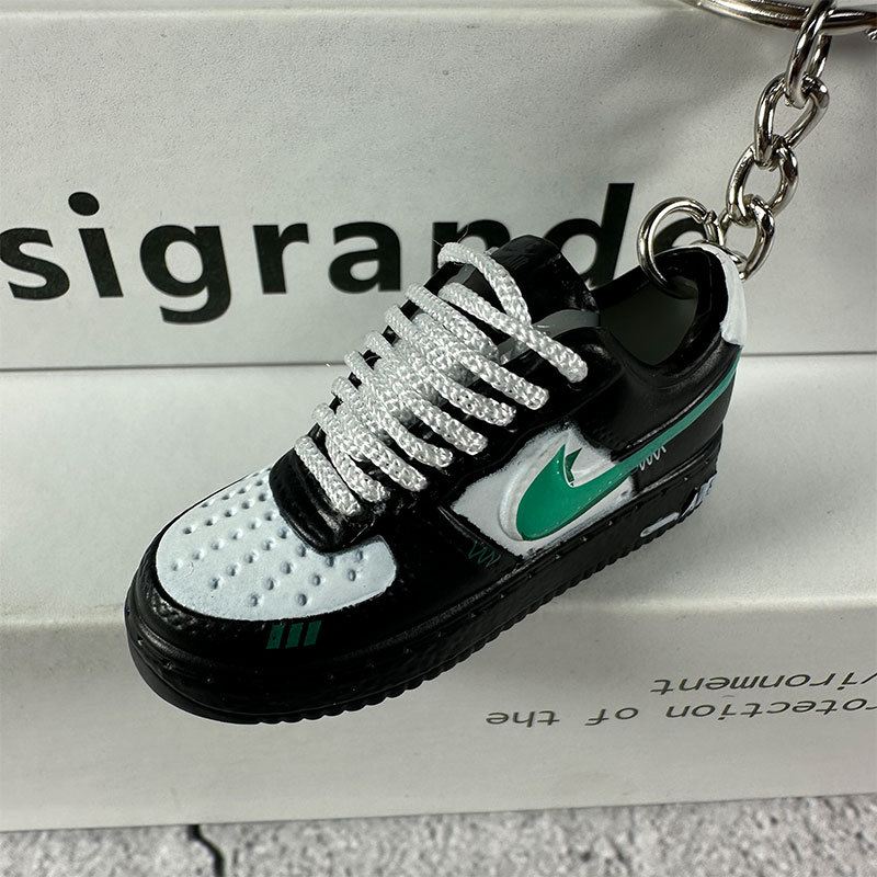 39.af1 black and white green