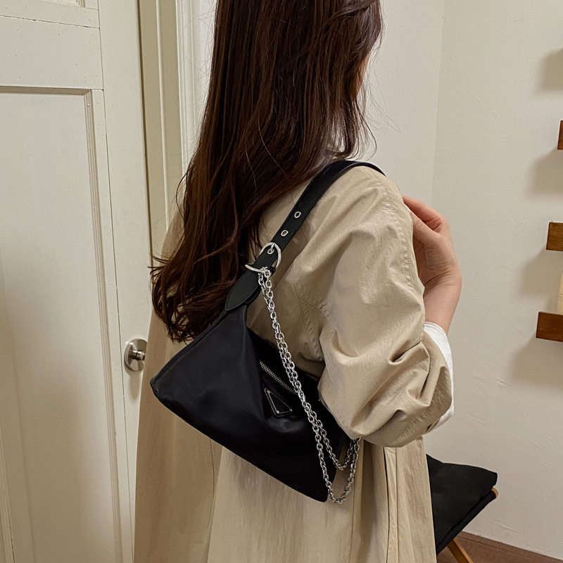 Túi đeo chéo nữ dáng bánh bao vải nylon cỡ nhỏ đựng vừa đồ cá nhân — màu kaki, đen chi tiết 17