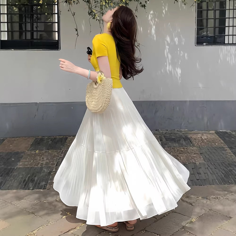 White Chiffon Skirt for Women, 2026 Spring New Style, Slimming A-Line Pleated Skirt, Gentle and Elegant Long Skirt