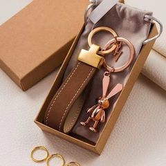 絶妙で高級なキーホルダーペンダントカーチェーン女性の絶妙なペンダントウサギ年干支年小さなギフト新年のギフト
