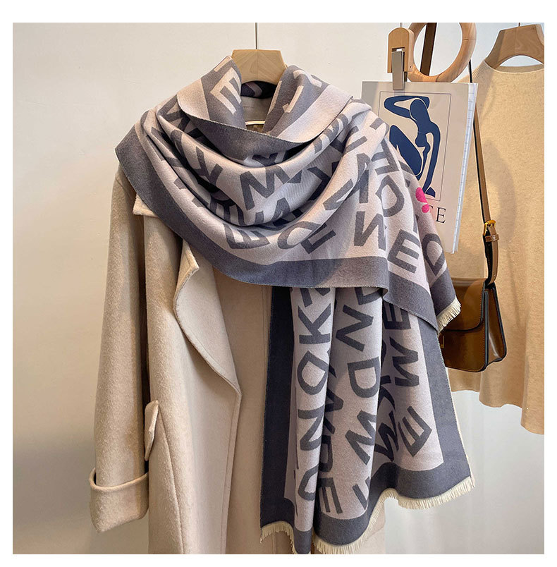 2022 Autunno e Inverno Nuova Sciarpa con Lettera in Cashmere Imitazione per Calda Imitazione Cashmere Jacquard da Donna Addensata_voghion.com