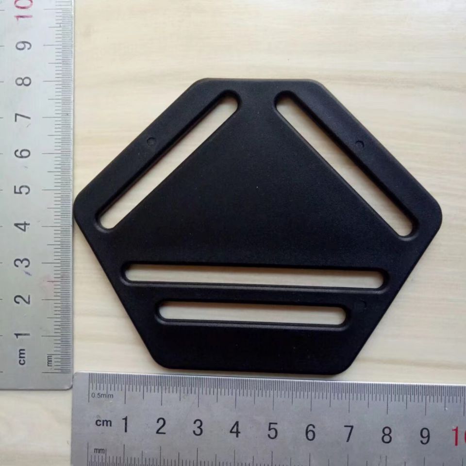 厂家直销质量保证价格优惠三角扣 塑料三角扣 箱包塑料三角扣