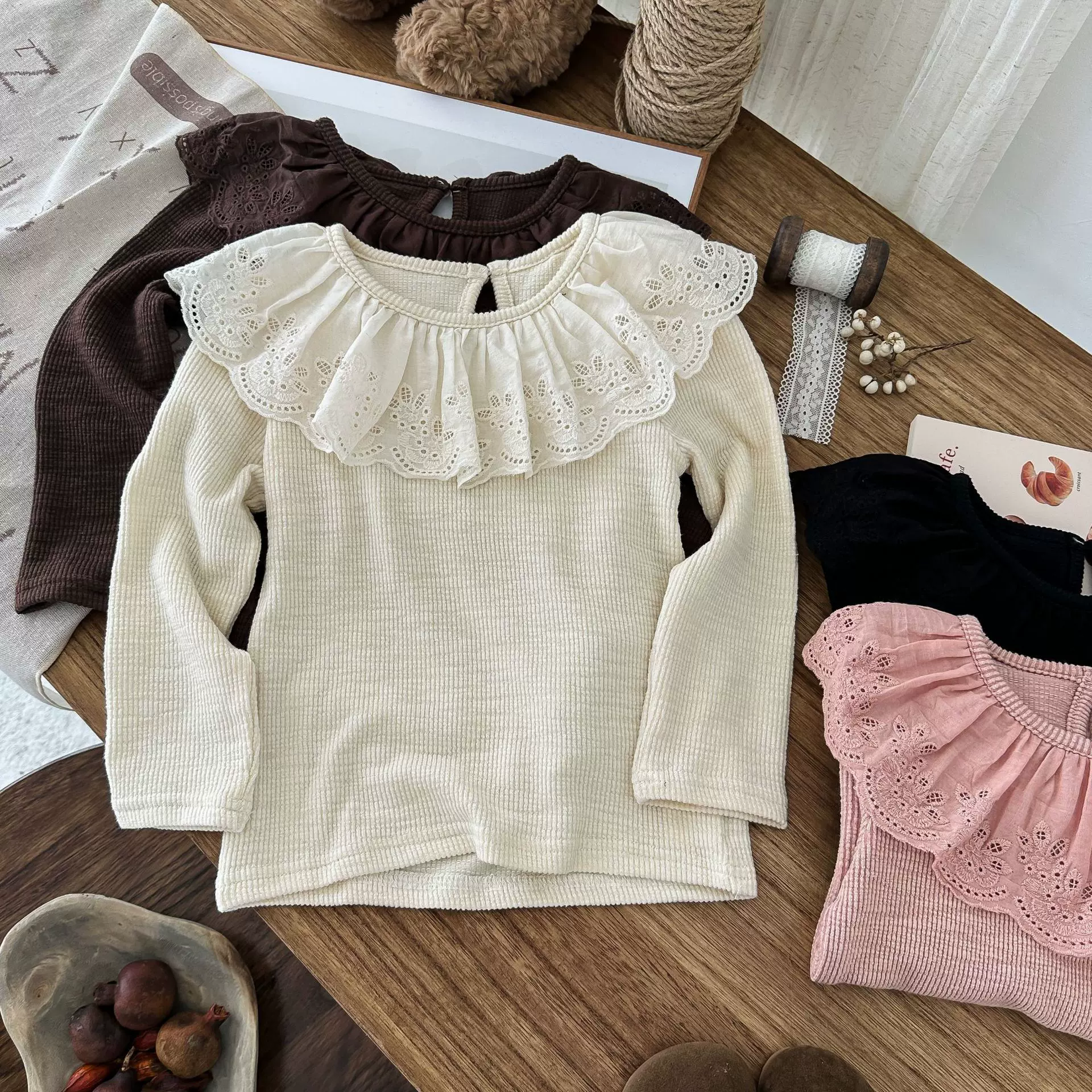 2025秋季女童花边领打底衫儿童纯色百搭上衣女宝长袖基础款末小蒙